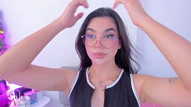 Show modela RoseCassie na web-kameri