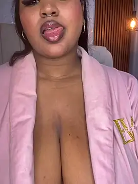 XXX chat uživo modela AinaraJimenez