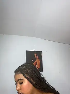 AinaraJimenez's Webcam Show