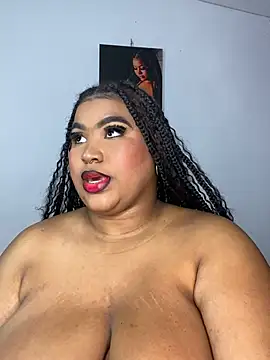Show modela AinaraJimenez na web-kameri