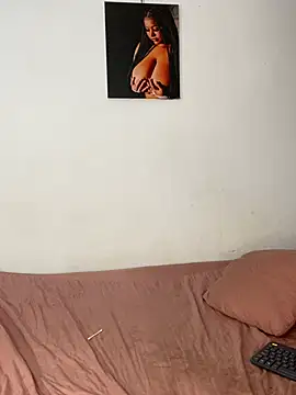 AinaraJimenez webcam show