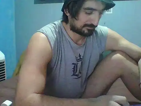 Show modela tanobighorse na web-kameri