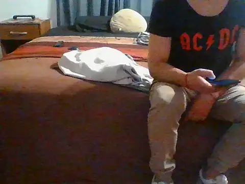 tanobighorse's Live XXX Chat