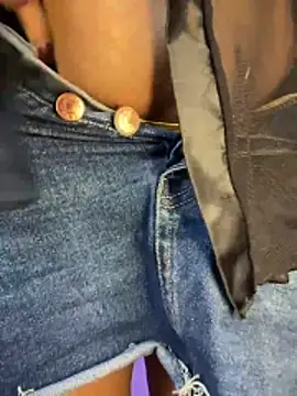 DevineDevilQueen webcam show