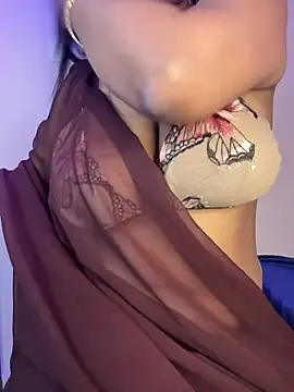 DevineDevilQueen 网络视讯表演