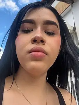 Lily_Woodzのウェブカメラショー