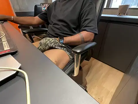 Nil_Talreja Pertunjukan Webcam