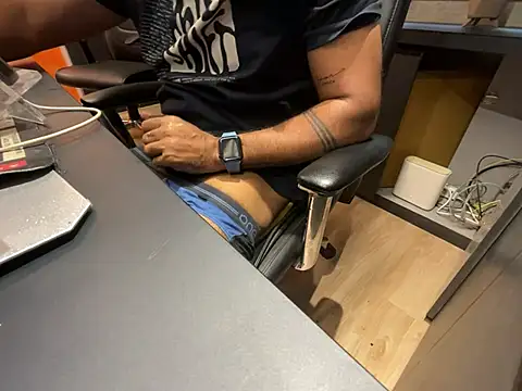 Nil_Talreja Webcam show