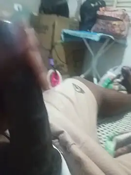 phsmirt Show in webcam