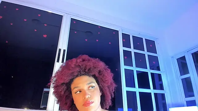 צ'אט XXX בשידור חי של loladupont