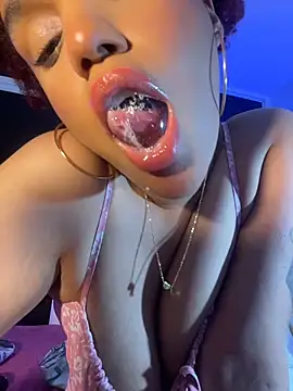loladupont Adlı Modelin Canlı XXX Sohbeti