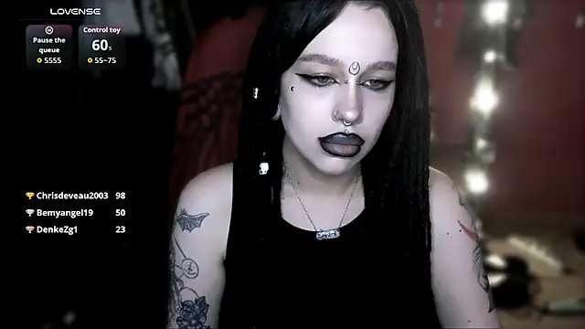 Chat XXX ao vivo de alexx_succubus