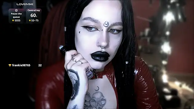 Pokazy przed kamerką – alexx_succubus