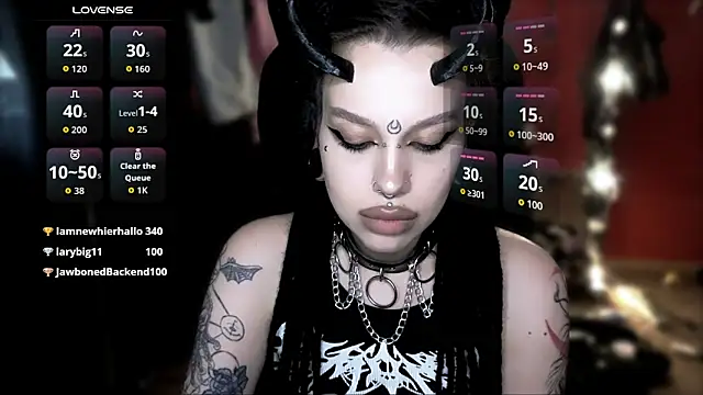 alexx_succubusのライブチャットルーム