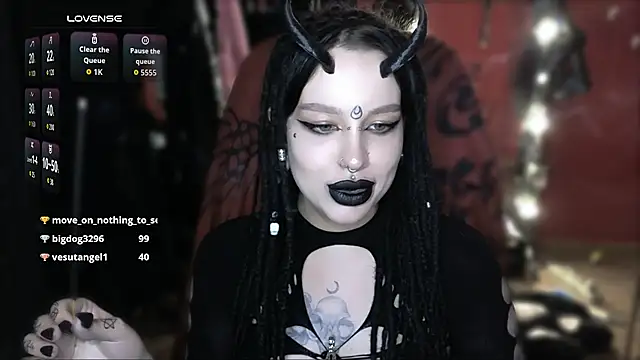 غرفة دردشة alexx_succubus المباشرة