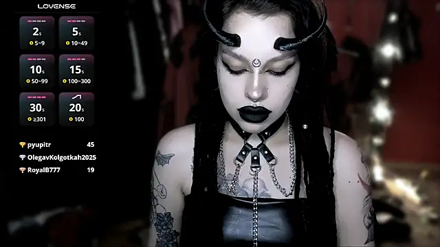 alexx_succubus' Webcam Show
