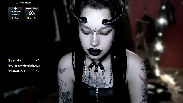 alexx_succubusのウェブカメラショー