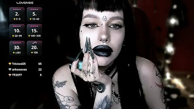 แชท XXX สดของ alexx_succubus