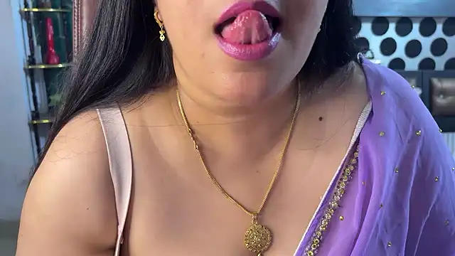 دردشة FlatVincy4 الجنسية المباشرة