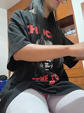 Baby_Tamy Adlı Modelin Canlı XXX Sohbeti