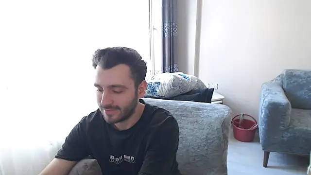 handsomeee04 Webcam show