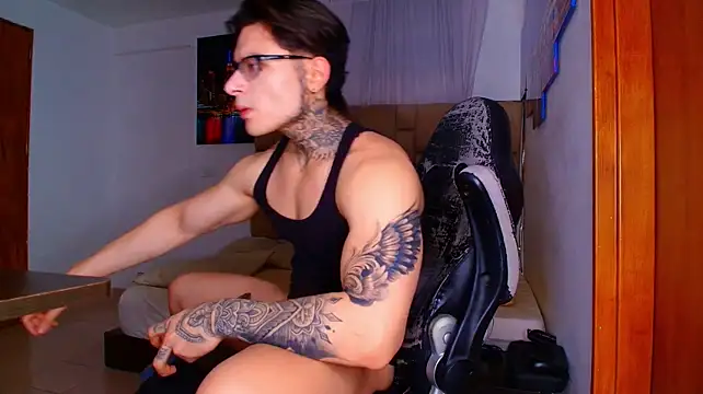 DennisWalkerr Show Webcam