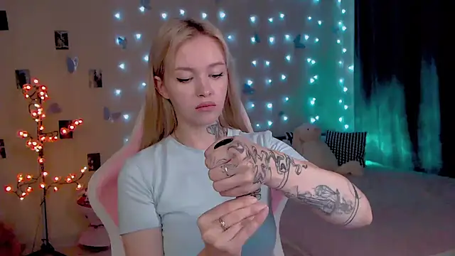 Naughty_Mable Adlı Modelin Web Kamerası Şovu