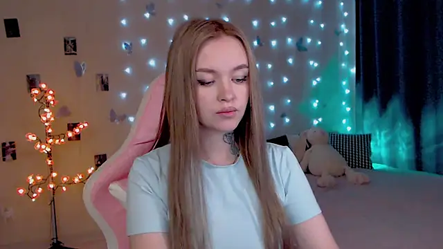 Naughty_Mable's Live Sex Cam Show