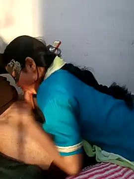 KumarSilencesex21: вебкам-шоу