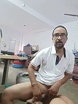 KumarSilencesex21 在線直播表演