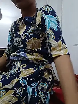 Pokazy przed kamerką – KumarSilencesex21