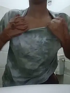 הופעת וובקאם של KumarSilencesex21