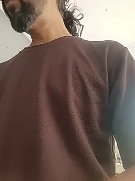 KumarSilencesex21: διαδικτυακό σόου στην κάμερα