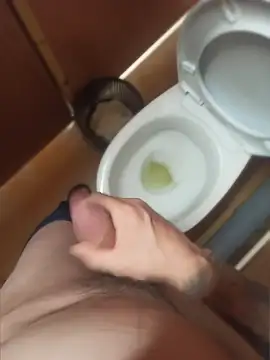 Pokazy przed kamerką – GoodToonDick