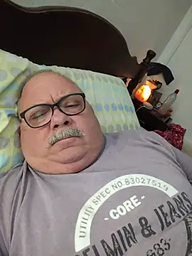 Show de webcam de bylytom24