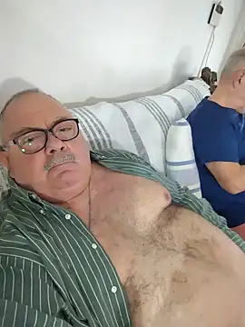 bylytom24's Webcam Show