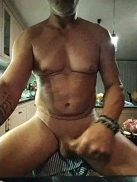Вебкам-шоу kevincumporn