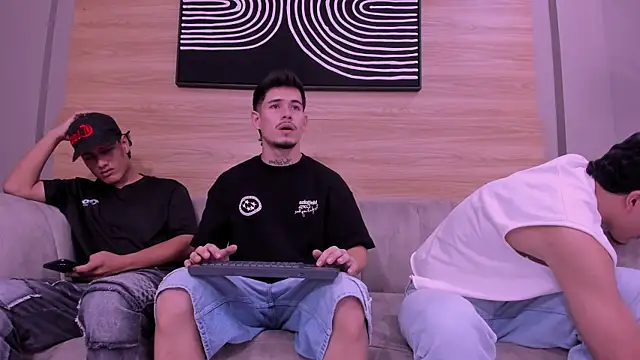 hell_twink webkamerás műsora