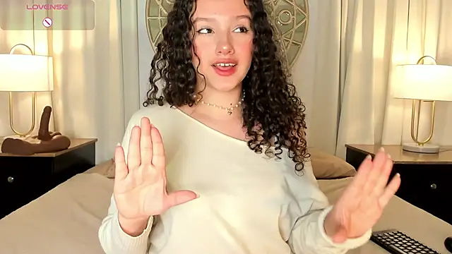 LucyLovelyy's Live XXX Chat