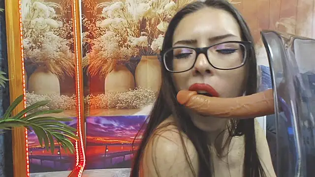Chat +18 de EmaLowe ao vivo