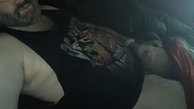 immikew1975 Show in webcam