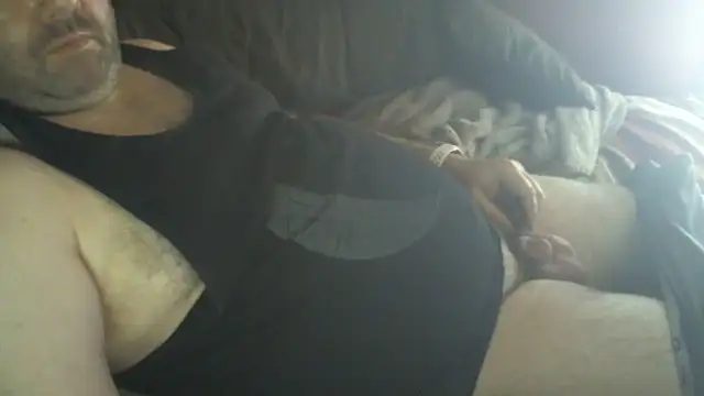 immikew1975 Show in webcam
