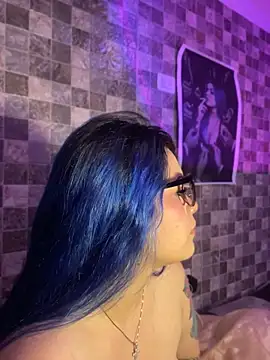 AzulSuccubus élő XXX-chatje