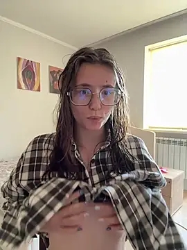 Sabrina_shells' Live XXX Chat