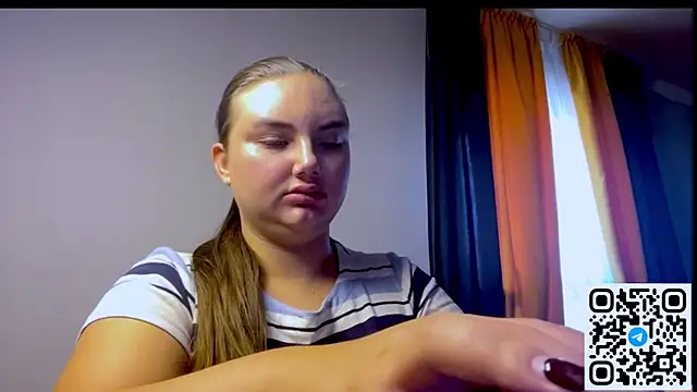 Dreamyblushfairy's Live XXX Chat