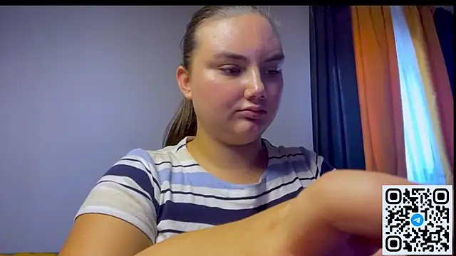Dreamyblushfairy's Live XXX Chat