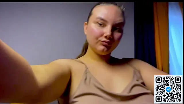 Dreamyblushfairy élő XXX-chatje