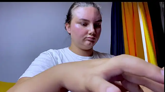 Dreamyblushfairy's Live XXX Chat