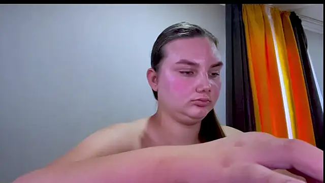 XXX chat uživo modela Dreamyblushfairy