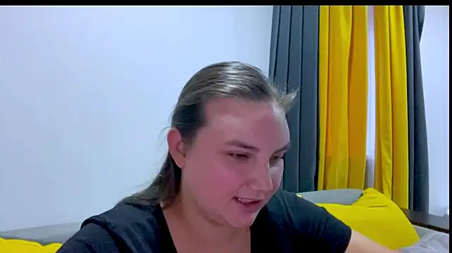 XXX chat uživo modela Dreamyblushfairy
